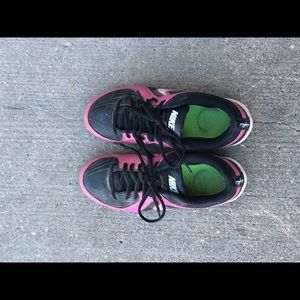 Youth softball cleats, Nike